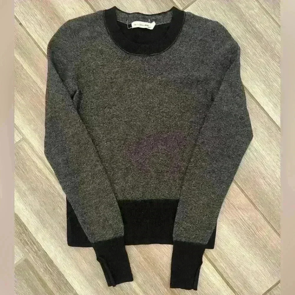 Rag and Bone 100% Merino Wool, two toned black and grey, Size XS